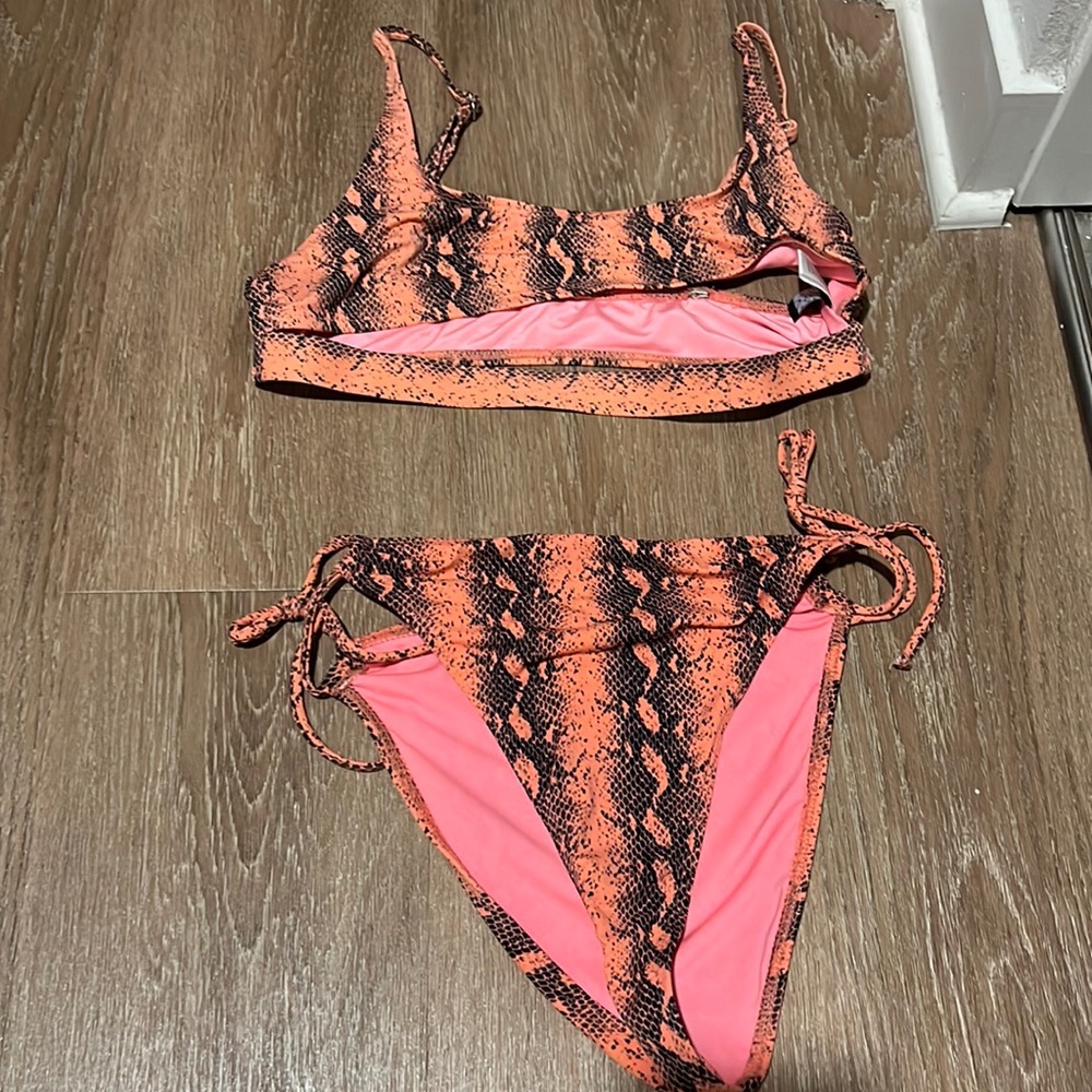 Snake print bikini! Medium